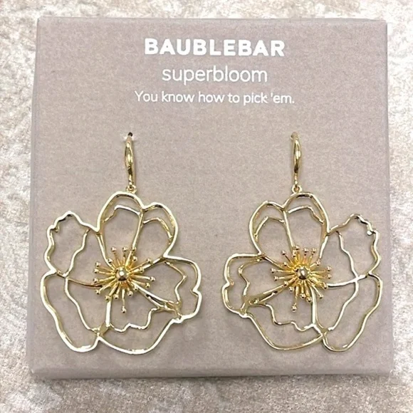 Brand New BaubleBar Gold Tone Oversized Flower Floral Blossom Drop Earrings - Picture 11 of 11